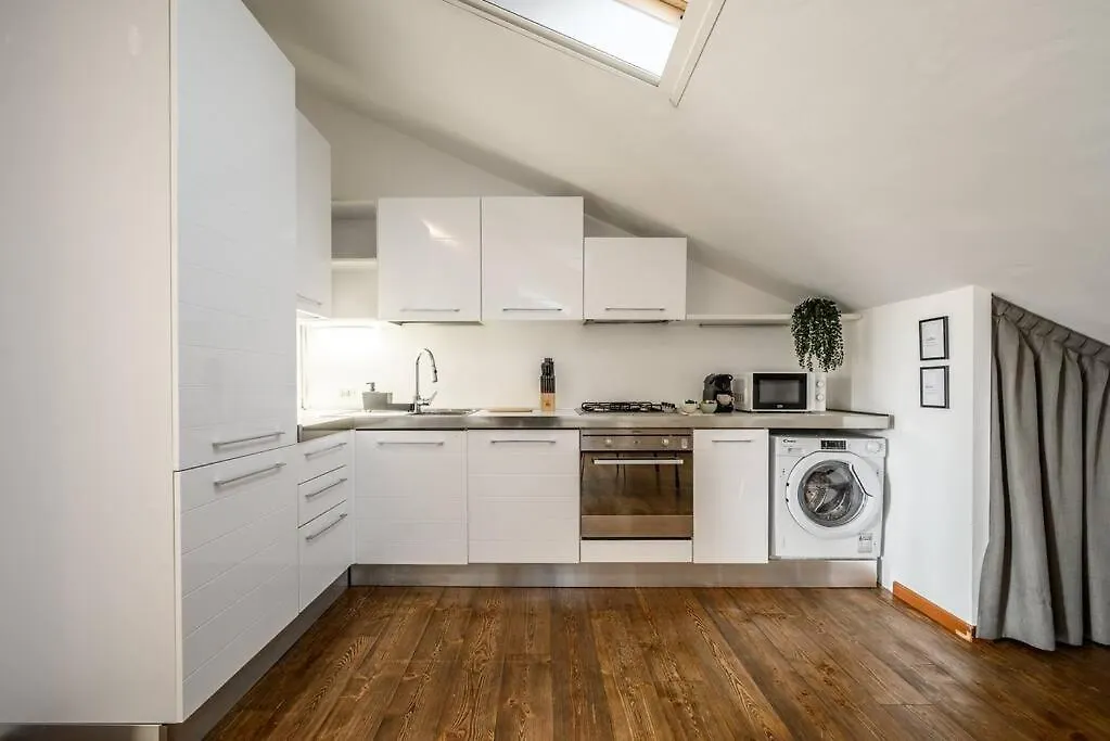 Buenos Aires' Nest - 10 Minutes From Duomo With Terrace Apartment Milan Italy
