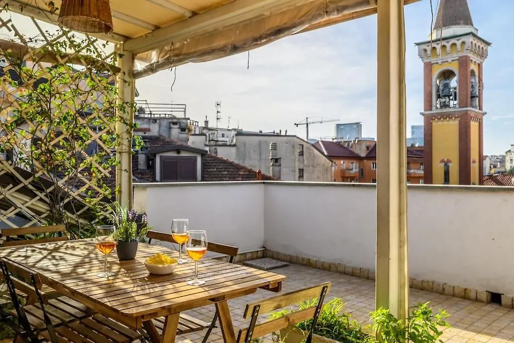 Apartamento Buenos Aires' Nest - 10 Minutes From Duomo With Terrace Milán