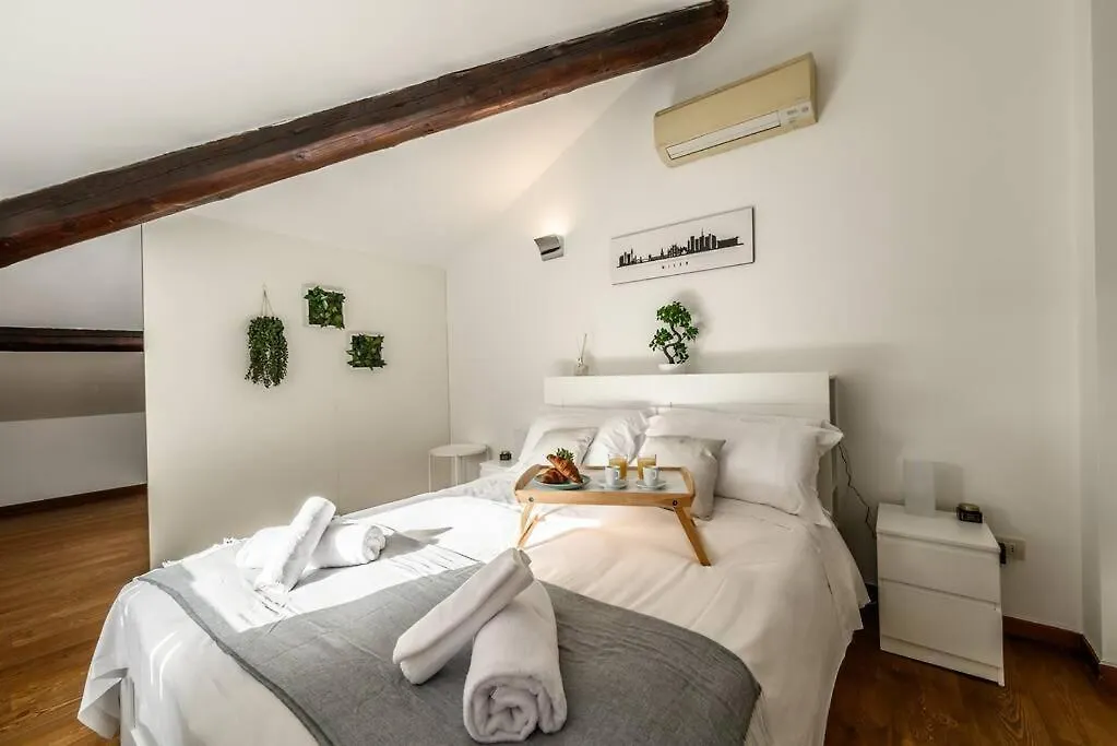 Buenos Aires' Nest - 10 Minutes From Duomo With Terrace Apartment Milan
