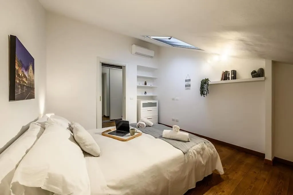 Buenos Aires' Nest - 10 Minutes From Duomo With Terrace Apartment Milan Italy