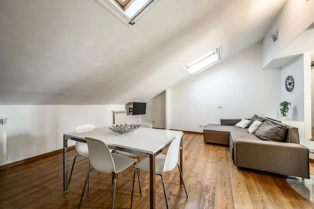Buenos Aires' Nest - 10 Minutes From Duomo With Terrace Apartment Milan