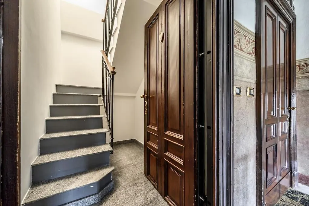 Buenos Aires' Nest - 10 Minutes From Duomo With Terrace Apartment Milan