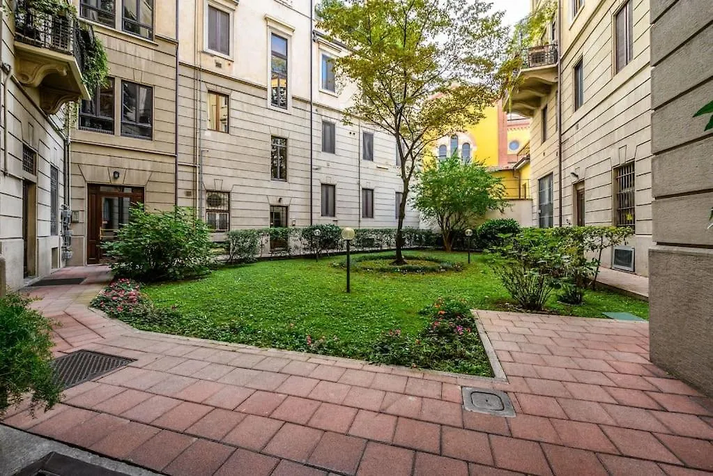 Buenos Aires' Nest - 10 Minutes From Duomo With Terrace Apartment Milan