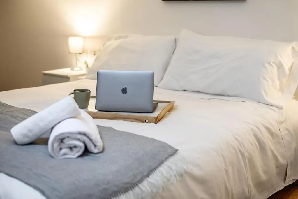 Buenos Aires' Nest - 10 Minutes From Duomo With Terrace Apartment Milan 0*,  Italy